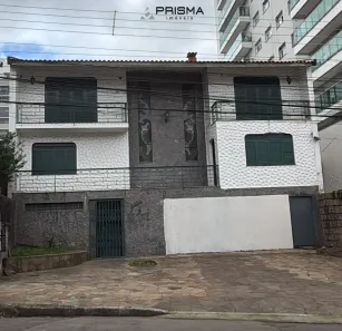 Imóvel Comercial com 8 Quartos para alugar, 400m² no Nossa Senhora de Fátima, Santa Maria