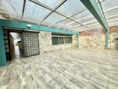 Casa com 3 Quartos à venda, 300m² no Jardim Bonfiglioli, São Paulo