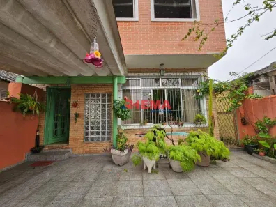 Sobrado com 3 Quartos à venda, 184m² no Santa Maria, Santos