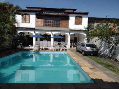 Casa com 5 Quartos à venda, 282m² no Realengo, Rio de Janeiro
