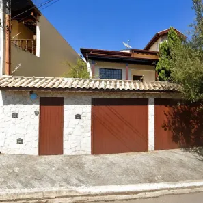 Casa com 3 Quartos para alugar, 230m² no Jardim Estádio, Jundiaí