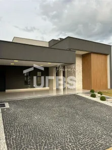 Casa de Condomínio com 4 Quartos à venda, 210m² no Jardins Nápoles, Senador Canedo