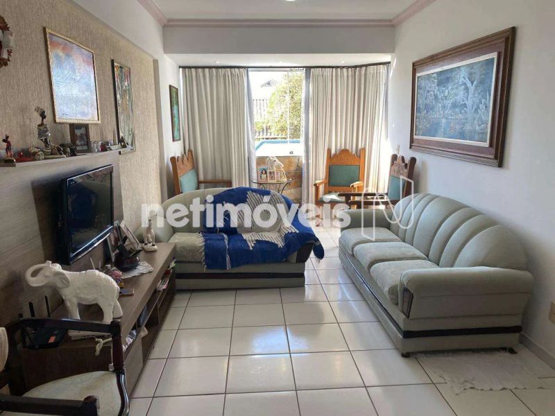 Apartamento com 3 quartos — Heliópolis, Belo Horizonte