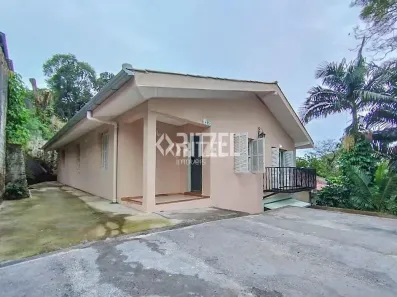 Casa com 3 Quartos para alugar, 197m² no Vila Nova, Novo Hamburgo