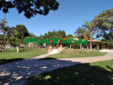 Fazenda/Sítio com 3 Quartos à venda, 2380m² no Centro, Guapiaçu