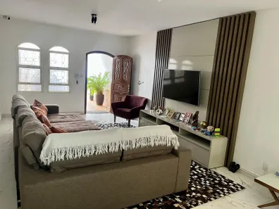 Casa com 3 Quartos à venda, 246m² no Jardim Ana Paula, Anápolis