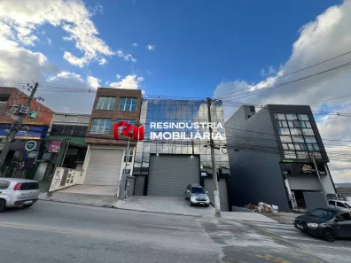 Prédio Comercial para alugar, 800m² no Vila Universal, Barueri