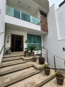 Casa com 3 Quartos à venda, 240m² no Santo Agostinho, Governador Valadares