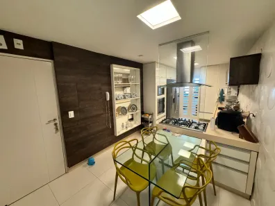 Apartamento com 5 Quartos à venda, 250m² no Ponta do Farol, São Luís