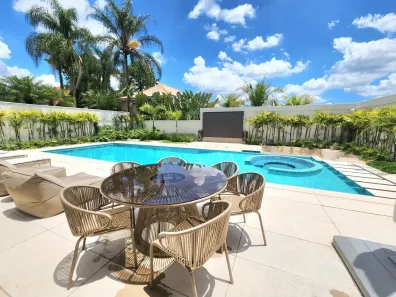 Casa com 4 Quartos para venda ou aluguel, 650m² no Alphaville Residencial Zero, Barueri