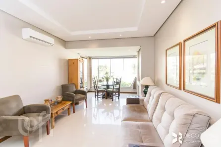 Apartamento com 2 Quartos à venda, 118m² no Passo da Areia, Porto Alegre