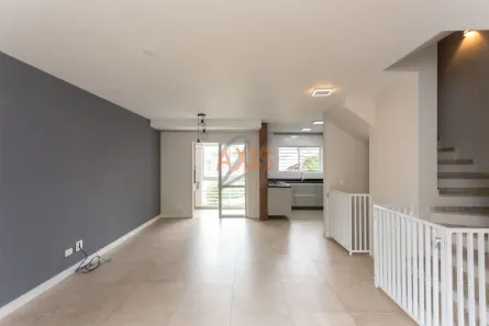 Casa de Condomínio com 2 Quartos à venda, 168m² no Santo Inácio, Curitiba