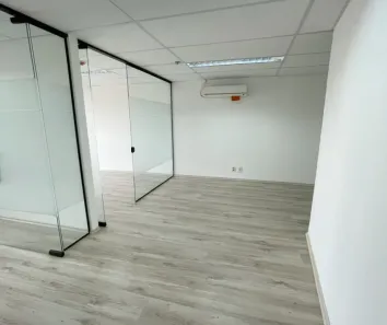 Sala Comercial para venda ou aluguel, 50m² no Pinheiros, São Paulo