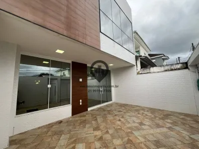Casa de Condomínio com 3 Quartos à venda, 220m² no Campo Grande, Rio de Janeiro