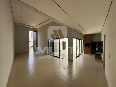 Casa de Condomínio com 3 Quartos à venda, 150m² no Grand Ville, Uberlândia
