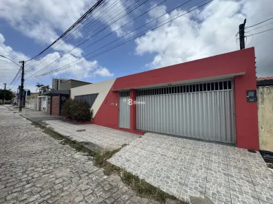 Casa com 3 Quartos para alugar, 300m² no Capim Macio, Natal