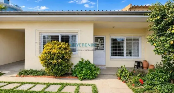 Casa com 4 Quartos à venda, 200m² no Salgado Filho, Gravataí
