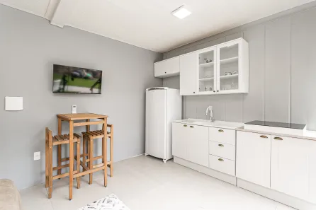 Apartamento com 1 Quarto para alugar, 20m² no Rio Tavares, Florianópolis