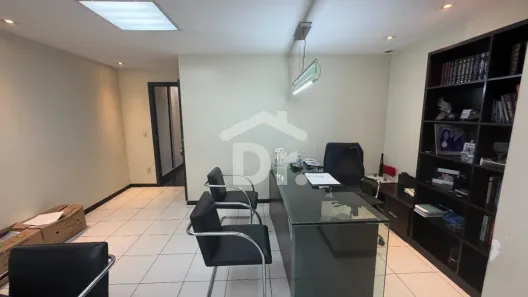 Sala Comercial à venda, 60m² no Nazaré, Belém