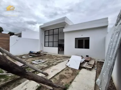 Casa com 3 Quartos à venda, 76m² no Extensão do Bosque, Rio das Ostras