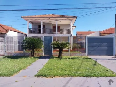 Sobrado com 4 Quartos à venda, 230m² no Vila Taveirópolis, Campo Grande