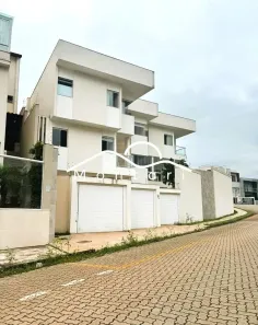 Casa com 5 Quartos à venda, 10m² no Jardim Amália, Volta Redonda