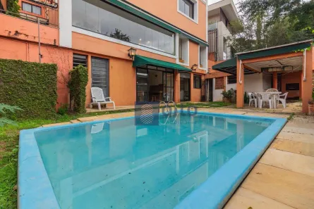 Casa com 4 Quartos à venda, 300m² no Pacaembu, São Paulo