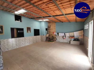 Casa com 3 Quartos à venda, 120m² no Santa Maria, Brasília