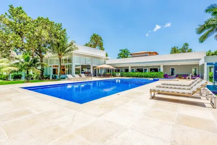 Casa de Condomínio com 7 Quartos à venda, 930m² no Tenório (Praia Vermelha), Ubatuba