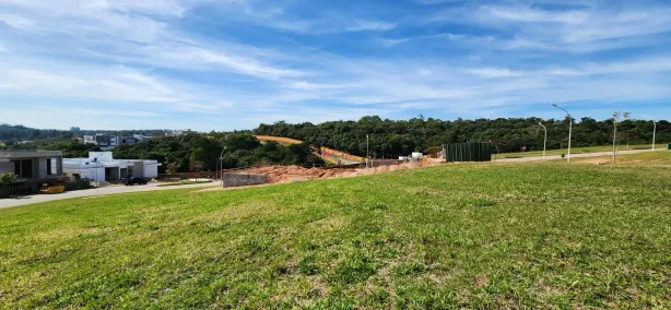 Lote/Terreno à venda, 450m² no Vila Militar, Jundiaí