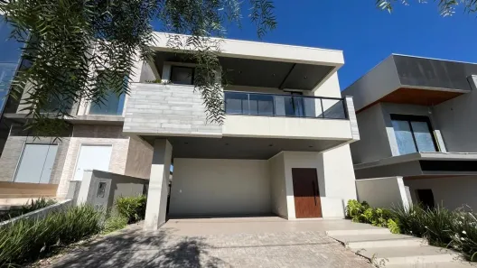 Casa com 3 Quartos à venda, 242m² no Jardim Morumbi, Londrina