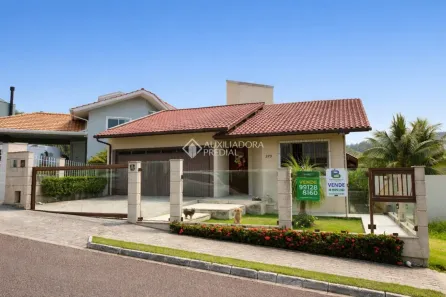 Casa com 3 Quartos à venda, 134m² no Pedra Branca, Palhoça