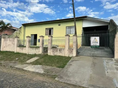 Casa com 3 Quartos à venda, 210m² no Oficinas, Ponta Grossa