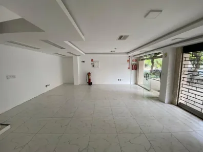 Ponto Comercial para alugar, 77m² no Independência, Porto Alegre