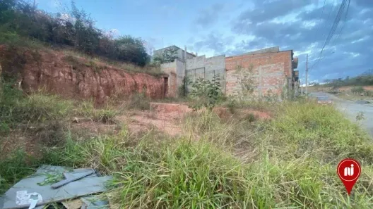 Lote/Terreno à venda, 300m² no Santo Antonio, Sarzedo