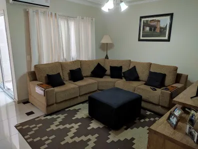 Casa de Condomínio com 3 Quartos à venda, 248m² no Jd Garret, Araçoiaba da Serra