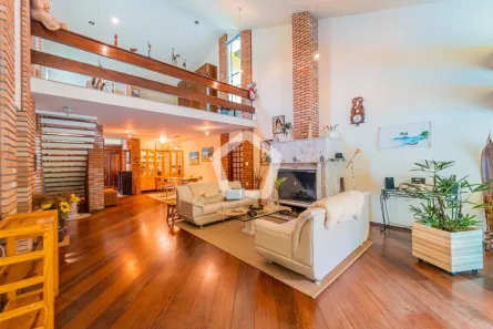 Casa com 4 Quartos à venda, 260m² no Jardim Santa Helena, São Paulo