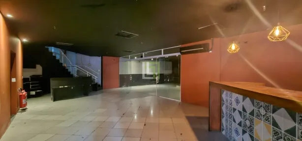 Ponto Comercial para alugar, 285m² no Anhangabaú, Jundiaí