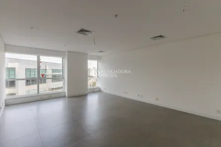 Sala Comercial para alugar, 42m² no Cristal, Porto Alegre