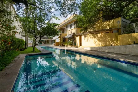 Casa de Condomínio com 5 Quartos à venda, 970m² no Chácara Monte Alegre, São Paulo