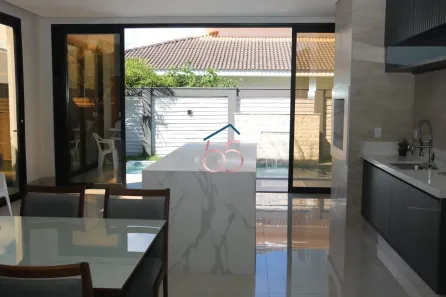 Casa de Condomínio com 4 Quartos à venda, 339m² no Jardim Itália, Cuiabá
