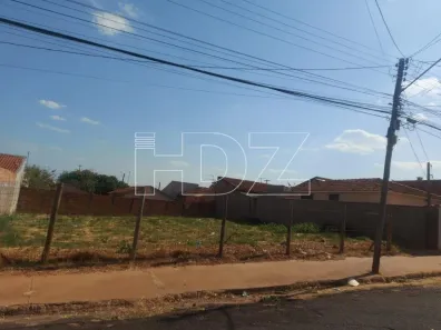 Lote/Terreno à venda, 250m² no Parque Residencial Laura Molina, Araraquara