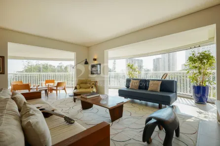 Apartamento com 4 Quartos à venda, 246m² no Vila Sofia, São Paulo