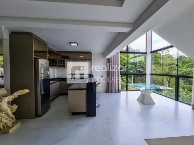 Casa com 5 Quartos para alugar, 258m² no Carvoeira, Florianópolis
