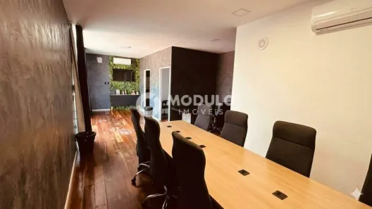 Sala Comercial para alugar, 55m² no Cazeca, Uberlândia