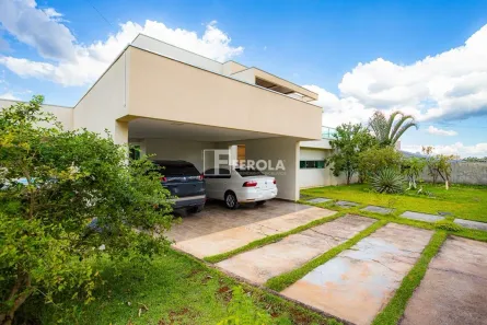 Casa com 4 Quartos à venda, 390m² no Setor Habitacional Arniqueira, Brasília