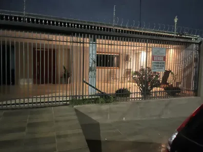 Casa com 3 Quartos à venda, 223m² no Conjunto Riviera, Goiânia