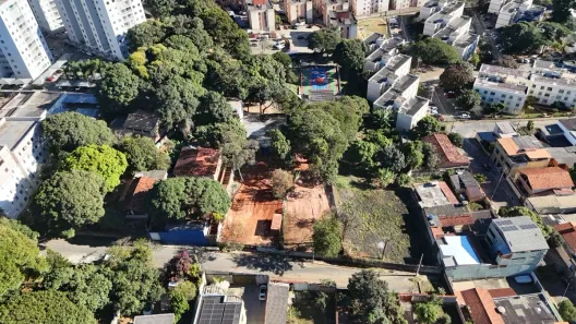 Lote/Terreno à venda, 2094m² no Cinquentenário, Belo Horizonte
