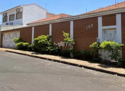 Casa com 3 Quartos para alugar, 291m² no Centro, Araraquara