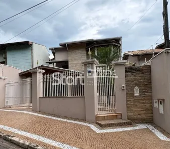 Sobrado com 3 Quartos à venda, 255m² no Parque das Flores, Campinas